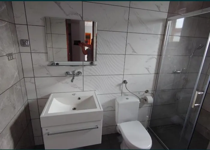 Dwie Sosny - 9 Osobowy 600m Od Plazy *